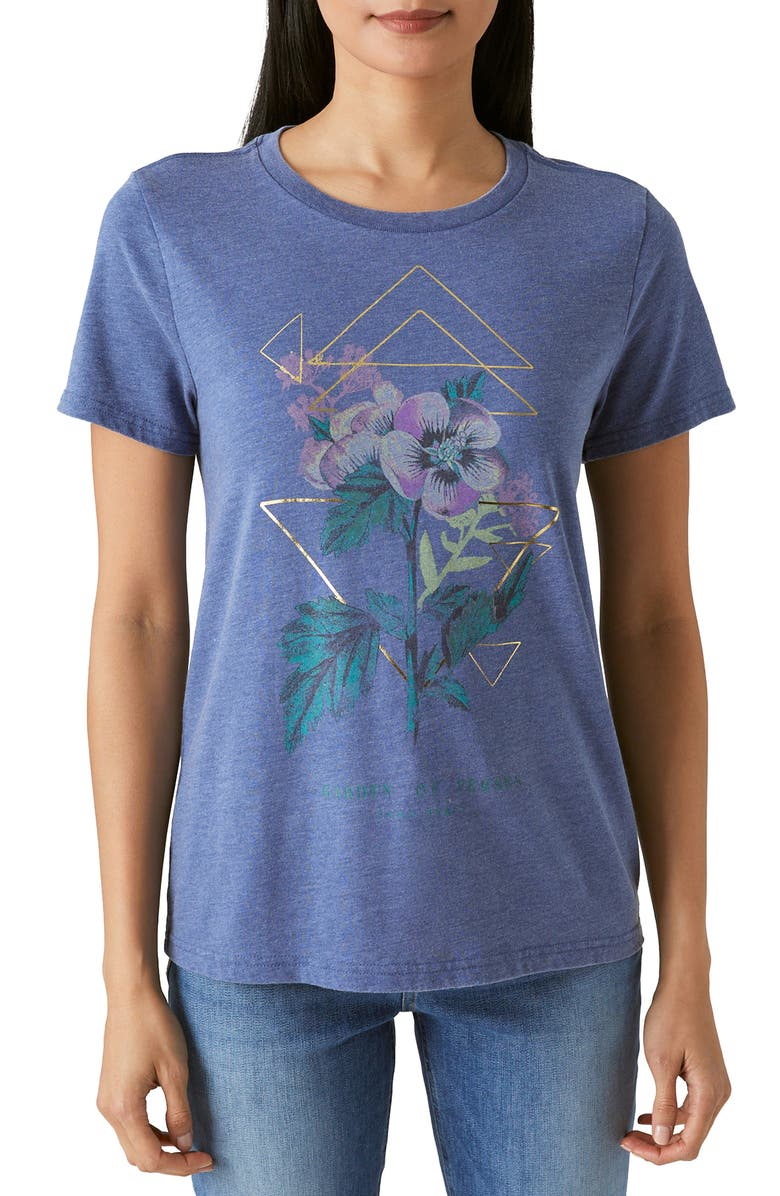 graphic tees for women